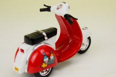 画像5: ミニチュア家具  Lundbyドールハウス/VESPA＆ライダー (5)