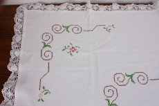 画像3: 北欧刺繍　テーブルクロス/フラワー (3)