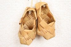 画像2: 北欧手工芸　白樺の木靴（S)/フィンランド　 (2)