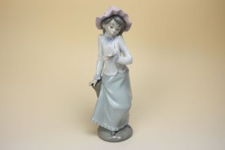 リヤドロLLADRO/鳩と少女 NLD-4 - 北欧雑貨と北欧食器の通販