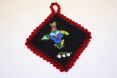 画像1: 北欧刺繍　鍋敷き/ポットホルダー (1)