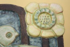 画像4: Upsala Ekeby Irma Yourstone/ウプサラエクビイ 花と鳥の陶板　 (4)