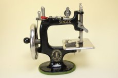 画像10: Singer Sewing Machine No.20/シンガー ヴィンテージ ミニチュアミシン (10)