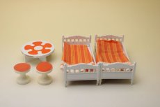 画像5: Lundbyドールハウス/ミニチュア家具 ツインベッド＆テーブルセット (5)