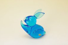 画像1: FM Konstglas Ronneby Sweden Rabbit/クリスタル ガラスの碧いうさぎ (1)