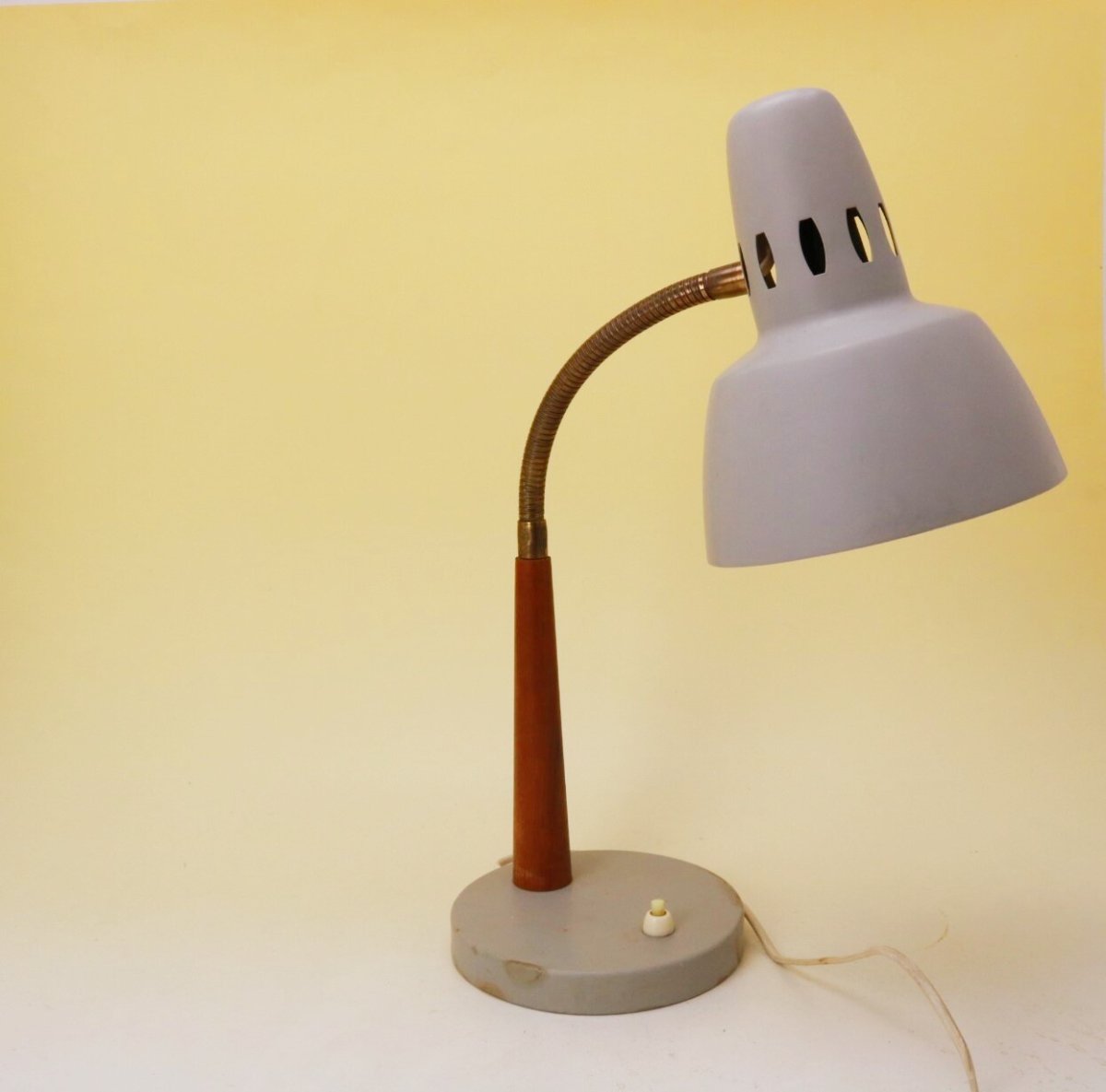 画像4: 北欧ヴィンテージ チークデスクライト　 (4)