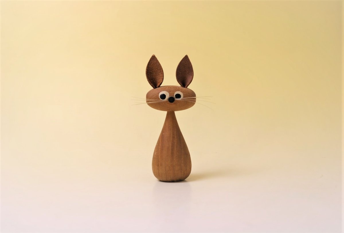 画像2: 北欧チークオブジェ/チークのウサギ (2)
