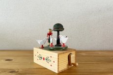 画像2: Echte erzgebirgische handarbeit/エルツゲビルゲ ヴェルナー 手回しオルゴール (2)