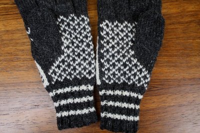 画像3: 北欧手編みのニット手袋