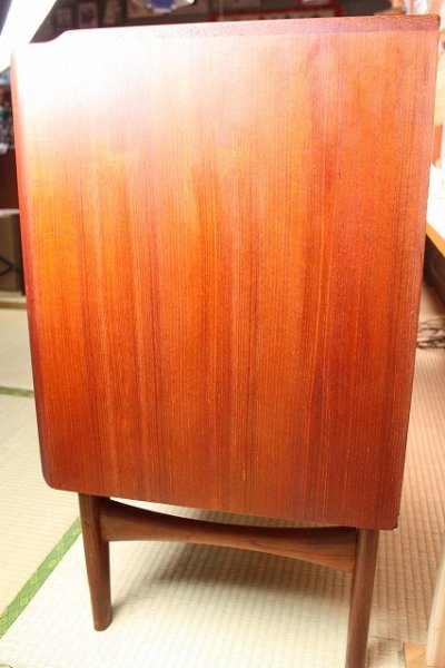 画像2: 北欧ヴィンテージ家具/北欧デザイン　ローサイドボード/Credenza　Craftsmanship　Mk　Teak　