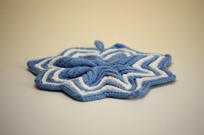 画像2: 北欧　手編みの鍋敷き/Blf
