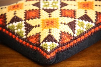 画像2: 北欧刺繍クッション　/スコーネｓ50