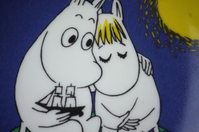 画像1: ARABIAアラビアMOOMINムーミン ウォールプレート/月夜の二人