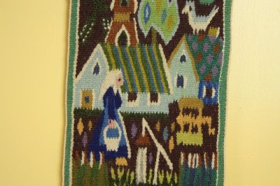 画像1: 北欧織物　フレミッシュ織/北欧ハウスと少女