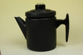 Antti Nurmesniemi/アンティ・ヌルメスニエミ