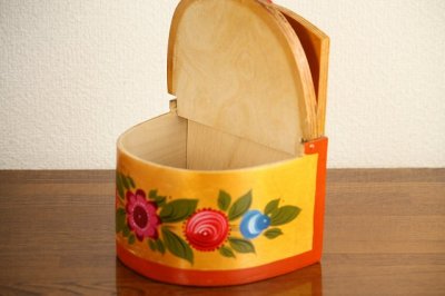 画像3: 北欧木箱　伝統花柄ボックス（半円）
