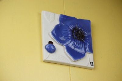 画像2: Ｊie Gantofta Modeleine Hilkgrund/青い花 陶板