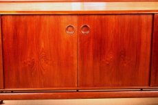 画像4: 北欧ヴィンテージ家具/北欧デザイン　ローサイドボード/Credenza　Craftsmanship　Mk　Teak　 (4)