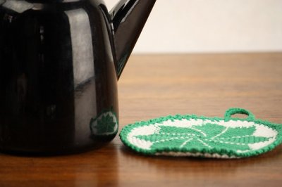 画像2: 北欧　手編みの鍋敷き/GRW