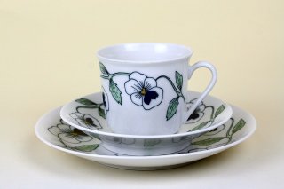 Sylvia Leuchovius/シルヴィア・レウショヴィウス