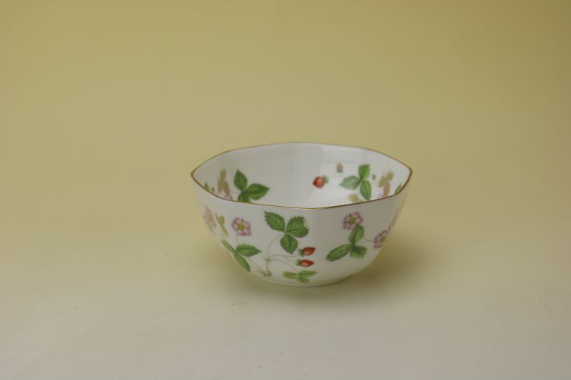 Wedgwood Wild Strawberry Bowl/ウェッジウッド ワイルドストロベリー　ボウル